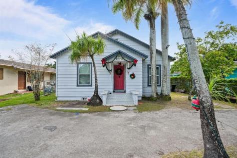 708 NW 15th Street Homestead FL 33030