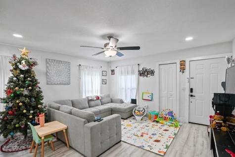 708 NW 15th Street Homestead FL 33030