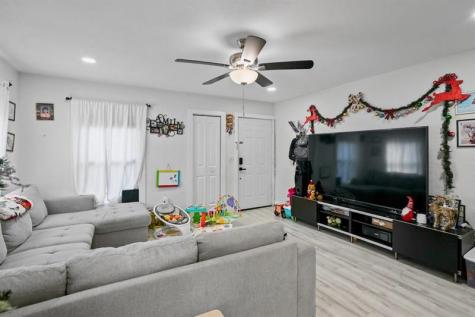 708 NW 15th Street Homestead FL 33030