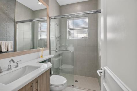 9294 Biaggio Road Boca Raton FL 33496