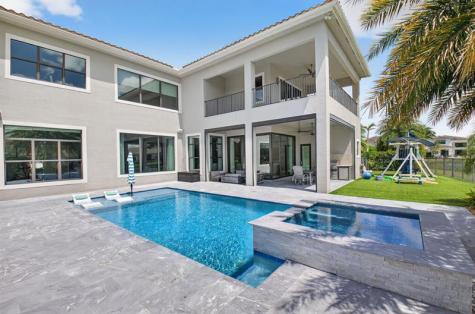 9294 Biaggio Road Boca Raton FL 33496