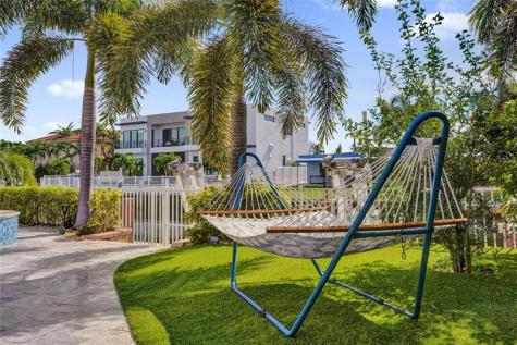 4930 NE 27th Terrace Lighthouse Point FL 33064