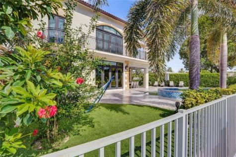 4930 NE 27th Terrace Lighthouse Point FL 33064