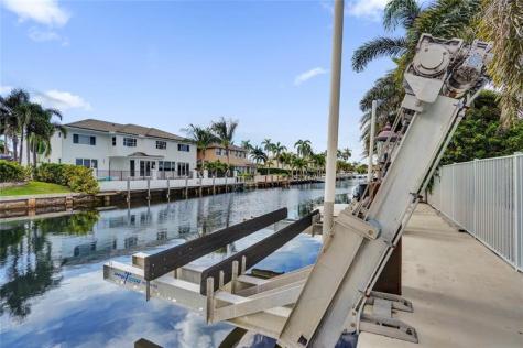4930 NE 27th Terrace Lighthouse Point FL 33064