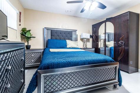 661 SW 28th Way Fort Lauderdale FL 33312