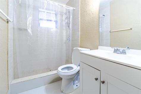 661 SW 28th Way Fort Lauderdale FL 33312