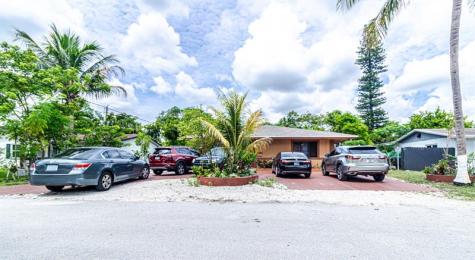 661 SW 28th Way Fort Lauderdale FL 33312