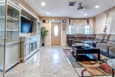 661 SW 28th Way Fort Lauderdale FL 33312