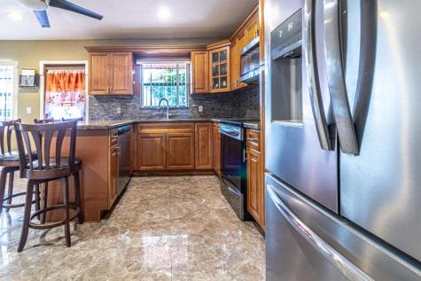 661 SW 28th Way Fort Lauderdale FL 33312