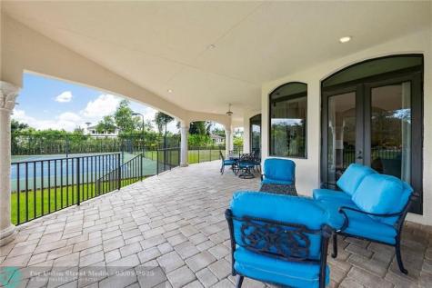 11600 NW 8th Street Plantation FL 33325