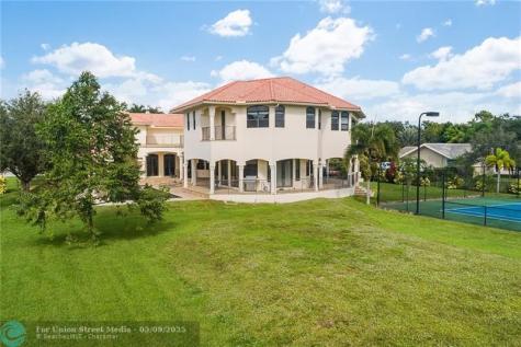 11600 NW 8th Street Plantation FL 33325