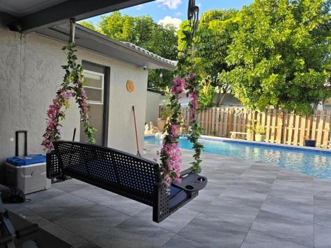 7811 NW 40th Court Coral Springs FL 33065