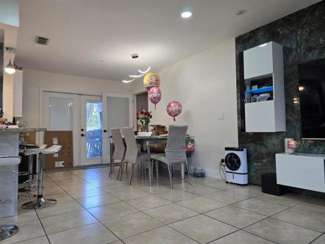 7811 NW 40th Court Coral Springs FL 33065