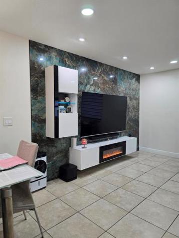 7811 NW 40th Court Coral Springs FL 33065
