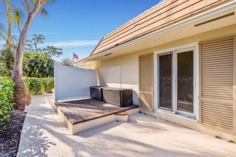 4747 S Lake Drive Boynton Beach FL 33436