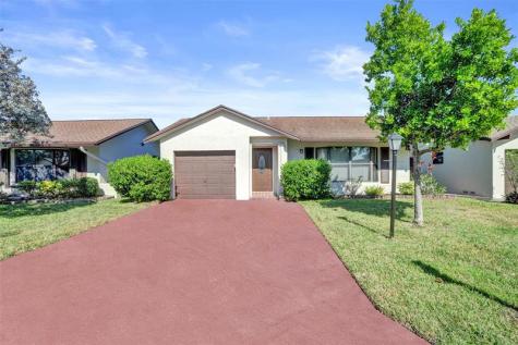 2359 SW 16th Drive Deerfield Beach FL 33442