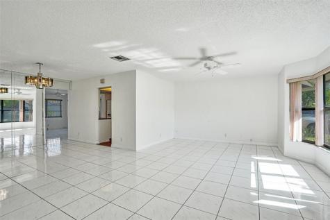 2359 SW 16th Drive Deerfield Beach FL 33442