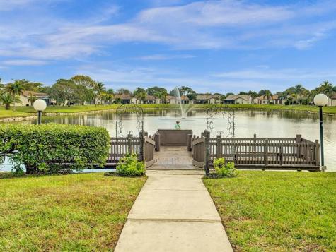 2359 SW 16th Drive Deerfield Beach FL 33442