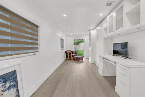 5960 N Bayshore Drive Miami FL 33137