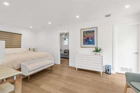 5960 N Bayshore Drive Miami FL 33137