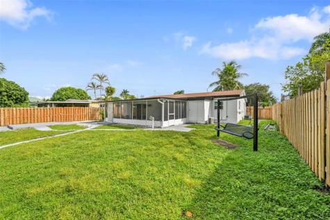 4697 SW 35th Avenue Fort Lauderdale FL 33312