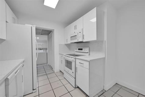 4697 SW 35th Avenue Fort Lauderdale FL 33312