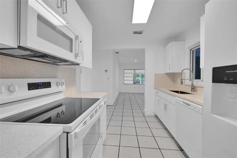 4697 SW 35th Avenue Fort Lauderdale FL 33312
