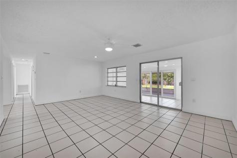 4697 SW 35th Avenue Fort Lauderdale FL 33312