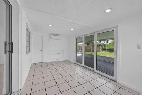 4697 SW 35th Avenue Fort Lauderdale FL 33312