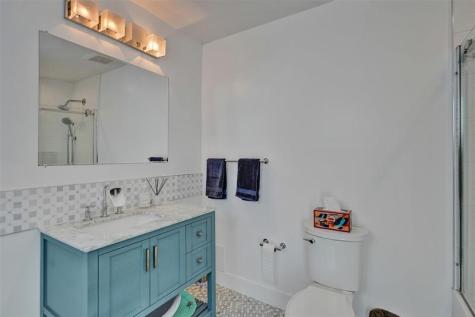 3991 N 41st Court Hollywood FL 33021