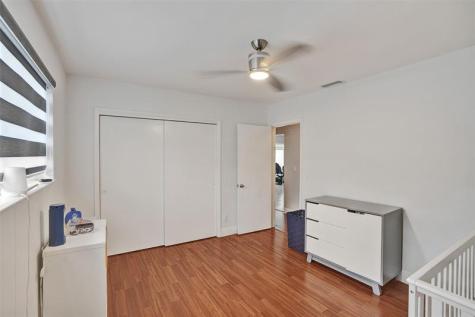 3991 N 41st Court Hollywood FL 33021