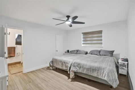 3991 N 41st Court Hollywood FL 33021