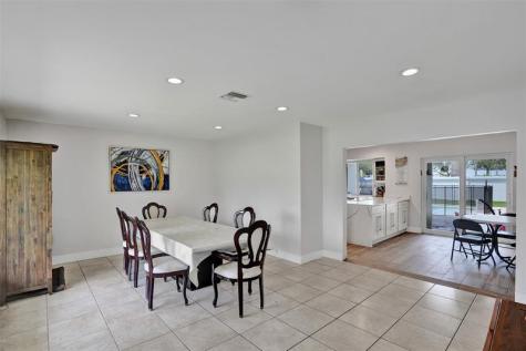 3991 N 41st Court Hollywood FL 33021
