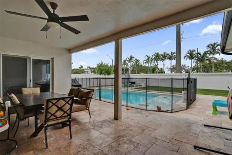 3991 N 41st Court Hollywood FL 33021