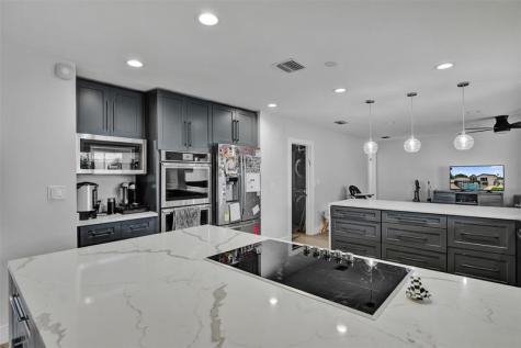 3991 N 41st Court Hollywood FL 33021