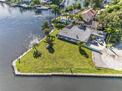 522 SW 9th Terrace Fort Lauderdale FL 33312