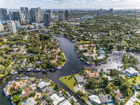 522 SW 9th Terrace Fort Lauderdale FL 33312