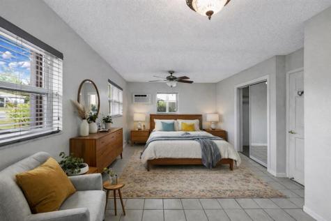 180 SW 9th Court Pompano Beach FL 33060