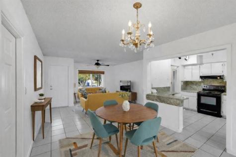 180 SW 9th Court Pompano Beach FL 33060