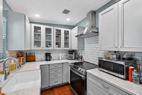 300 SW 25th Avenue Fort Lauderdale FL 33312