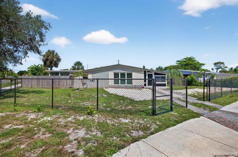 300 SW 25th Avenue Fort Lauderdale FL 33312