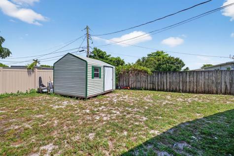 300 SW 25th Avenue Fort Lauderdale FL 33312