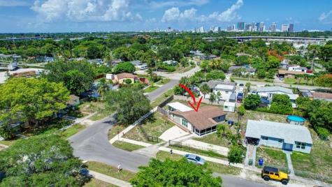 300 SW 25th Avenue Fort Lauderdale FL 33312