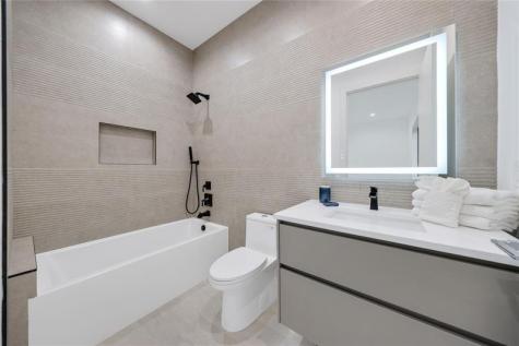 8795 Valencia Court Parkland FL 33067