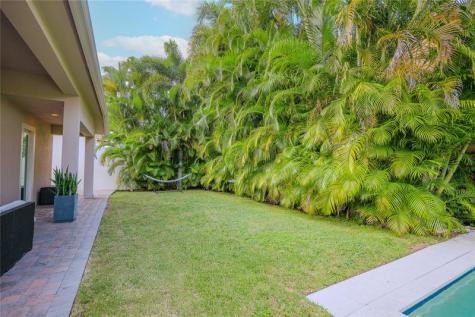6359 Bellamalfi Street Boca Raton FL 33496