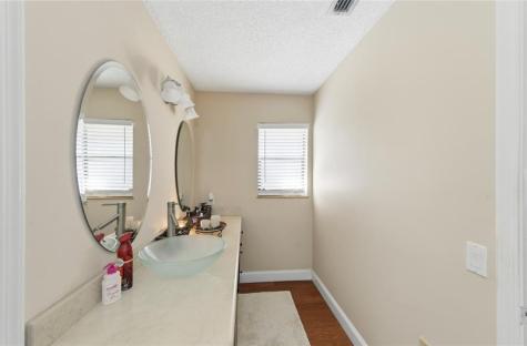 11060 Lakeview Drive Coral Springs FL 33071