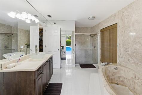 11060 Lakeview Drive Coral Springs FL 33071