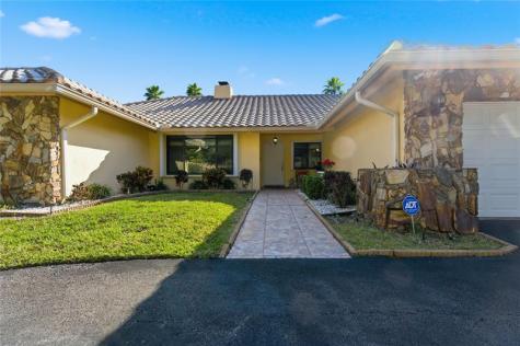 11060 Lakeview Drive Coral Springs FL 33071
