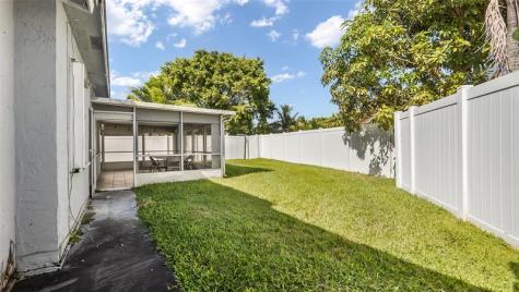 10215 NW 80th Drive Tamarac FL 33321