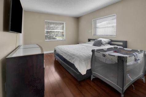 2440 NW 98th Lane Coral Springs FL 33065